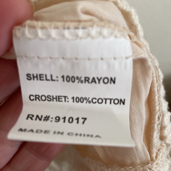 SOLITAIRE Lace Trim Tunic - Picture 16 of 16